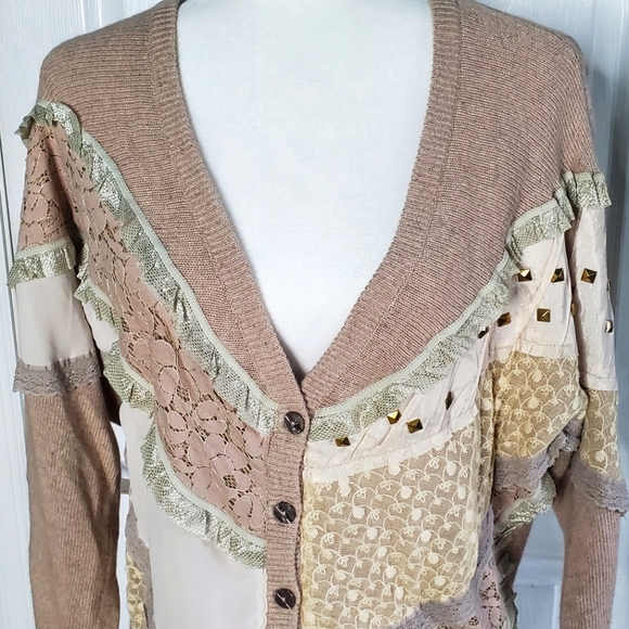 Taupe Cream Mixed Media Sweater Cardigan from Buckle Small NWOT - Picture 5 of 15